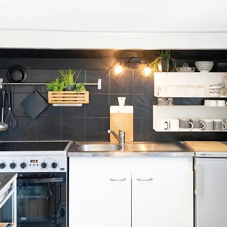 T2 Centre Apartment